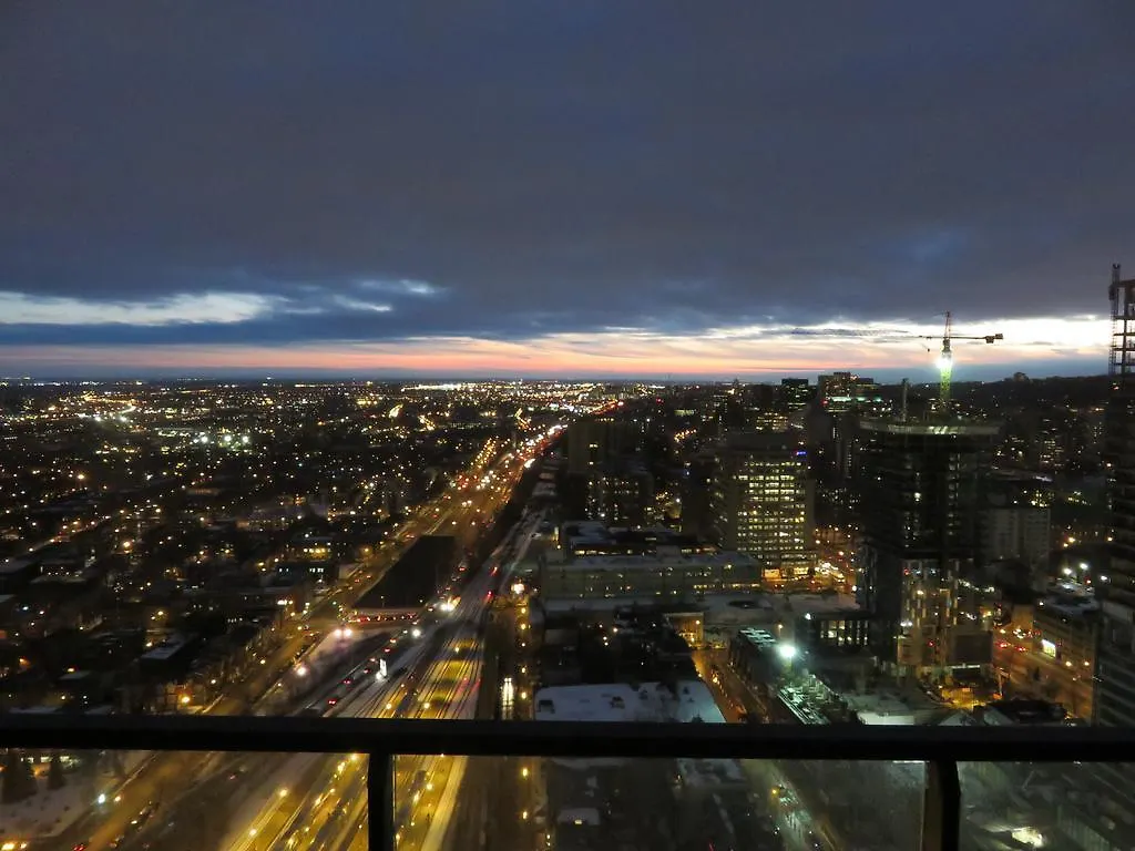 Luxury Home In Downtown Montreal Apartament